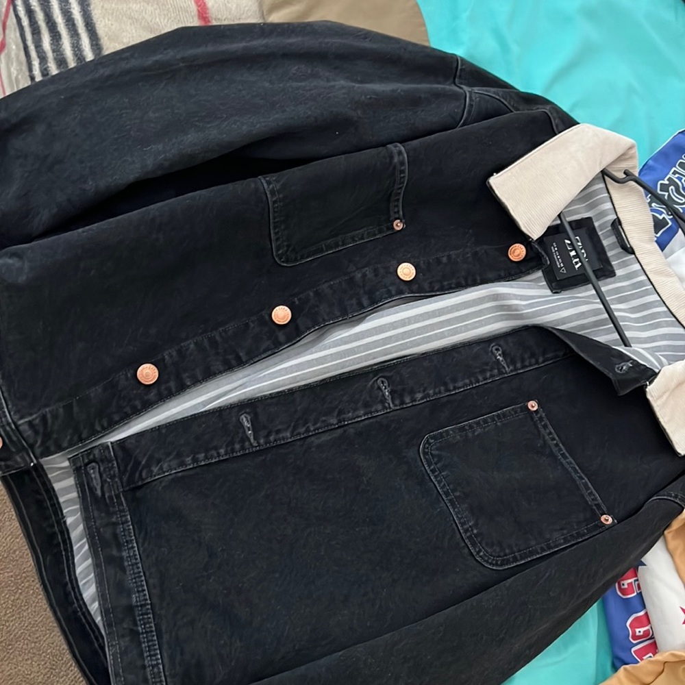 Brand new have not worn it’s too small on me